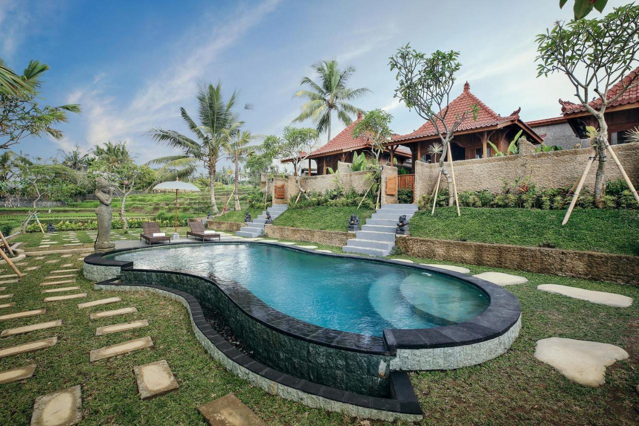 Keraman Suite Ubud Buitenkant foto